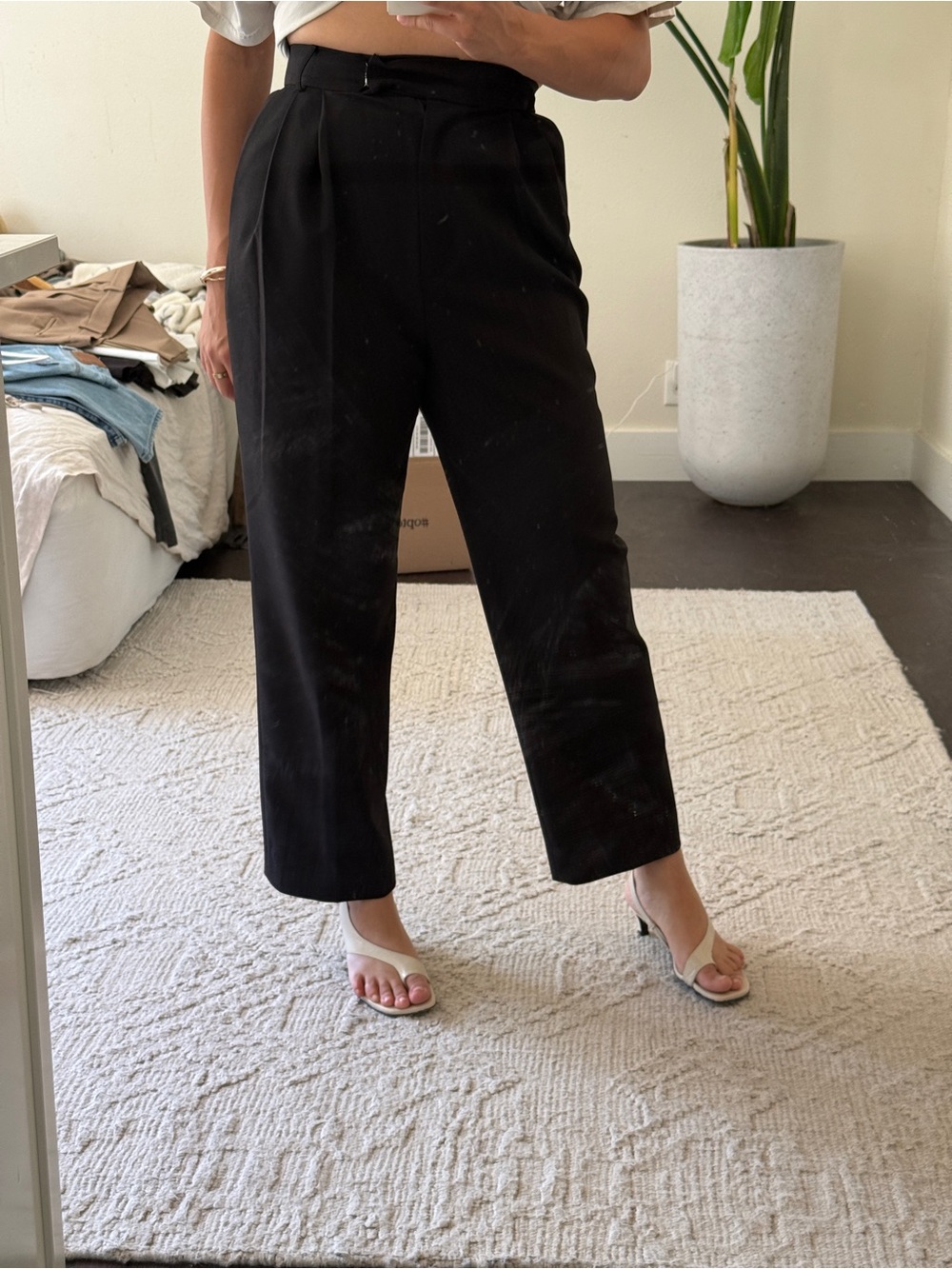 The Frankie Shop Bea pants in black - Picture 8 of 8